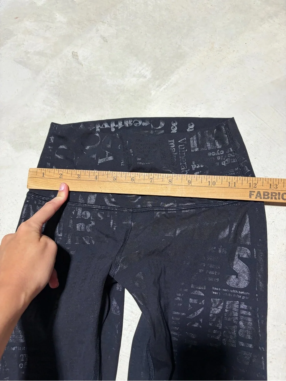 Lululemon Wunder under Black High-Rise Crop Leggings manifesto 4